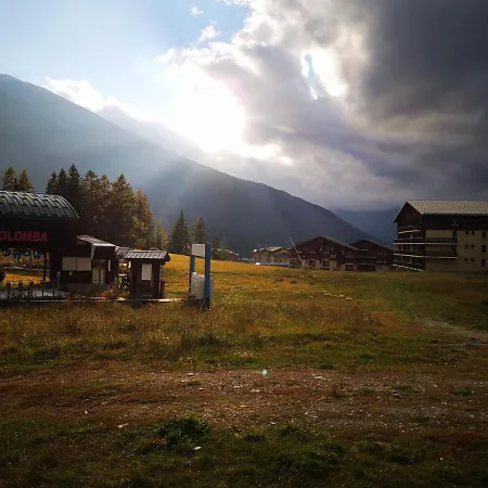 Studio chaleureux à LANSLEVILLARD VAL CENIS 2 pers + 1 enfant Extérieur photo